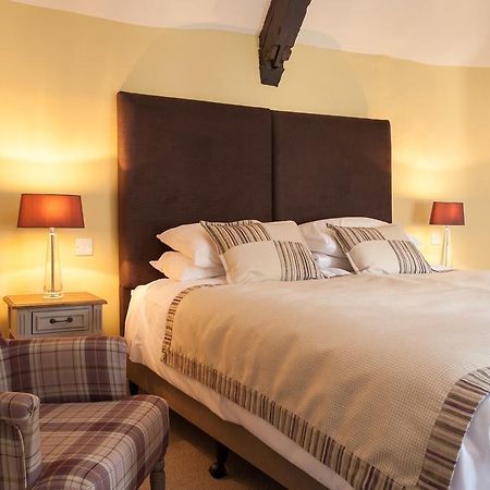 The Crown Hotel Shipton under Wychwood Værelse billede