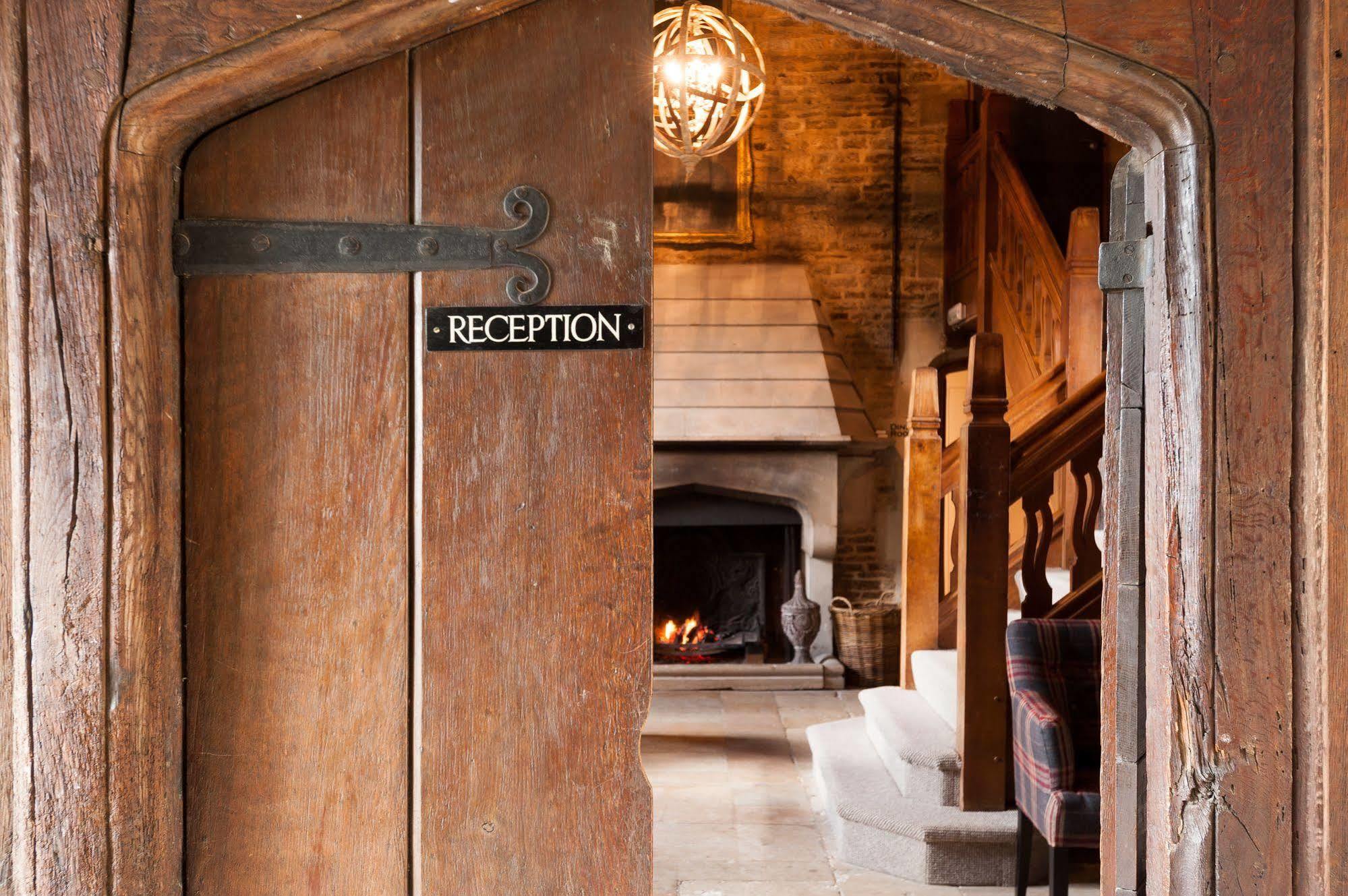 The Crown Hotel Shipton under Wychwood Eksteriør billede